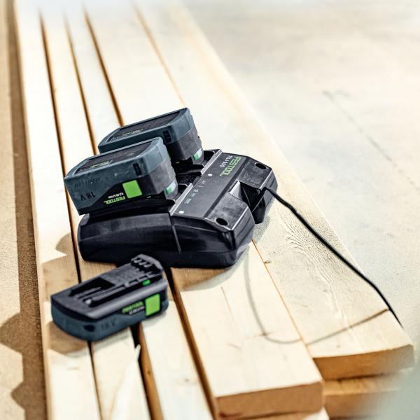 Hitri polnilec FESTOOL TCL 6 DUO