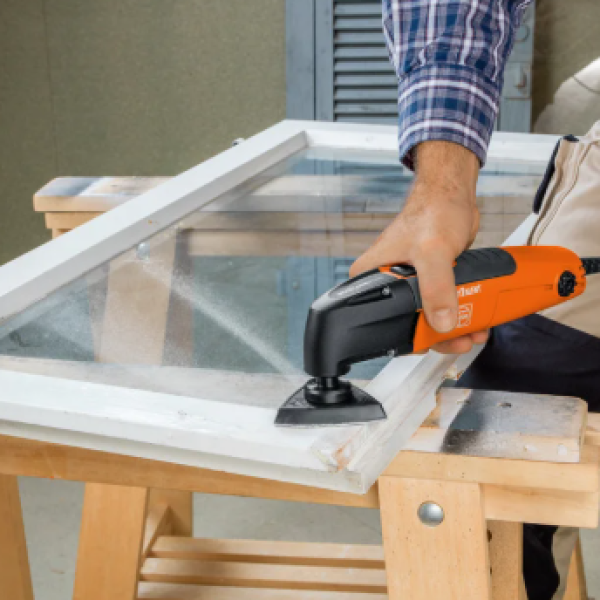 Set FEIN kotni brusilnik CG 7-125 in MULTIMASTER MM 300